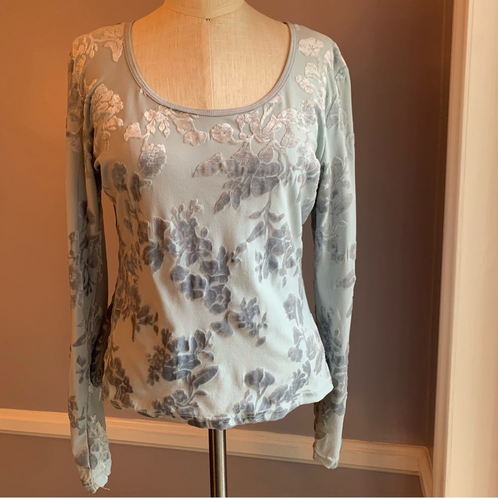 Karen Kane Lifestyle pastel mint green floral cut velvet long sleeve fitted top